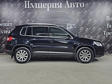Volkswagen Tiguan, 2011г, полный привод, автомат