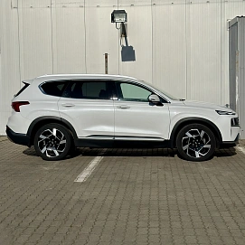 Hyundai Santa Fe, 2021г, передний привод, автомат