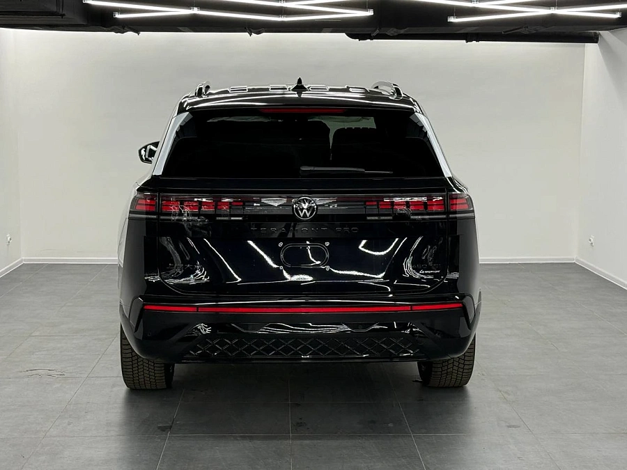 Volkswagen Teramont, 2025г., полный привод, робот