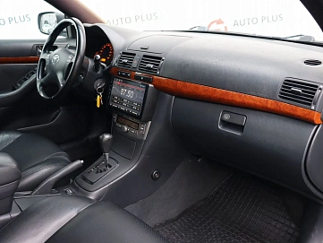 Toyota Avensis, 2007г, передний привод, автомат