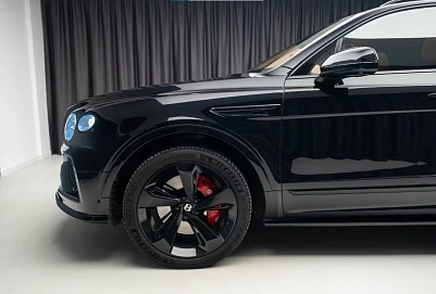 Bentley Bentayga, 2024г., полный привод, автомат