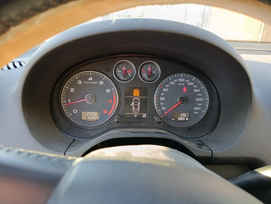 Audi A3, 2012г., передний привод, робот