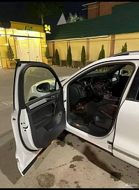 Volkswagen Touareg, 2013г, полный привод, автомат
