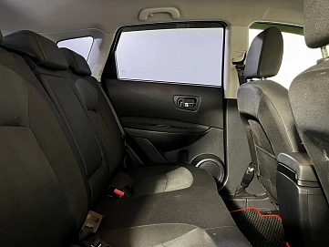 Nissan Qashqai, 2011г, передний привод, вариатор