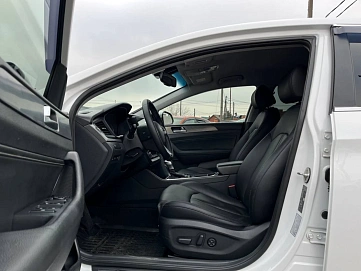 Hyundai Sonata, 2017г, передний привод, автомат