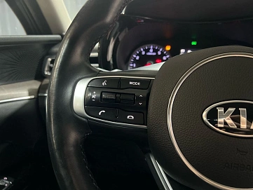 Kia K5, 2021г, передний привод, автомат
