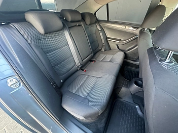 Volkswagen Jetta, 2014г., передний привод, робот