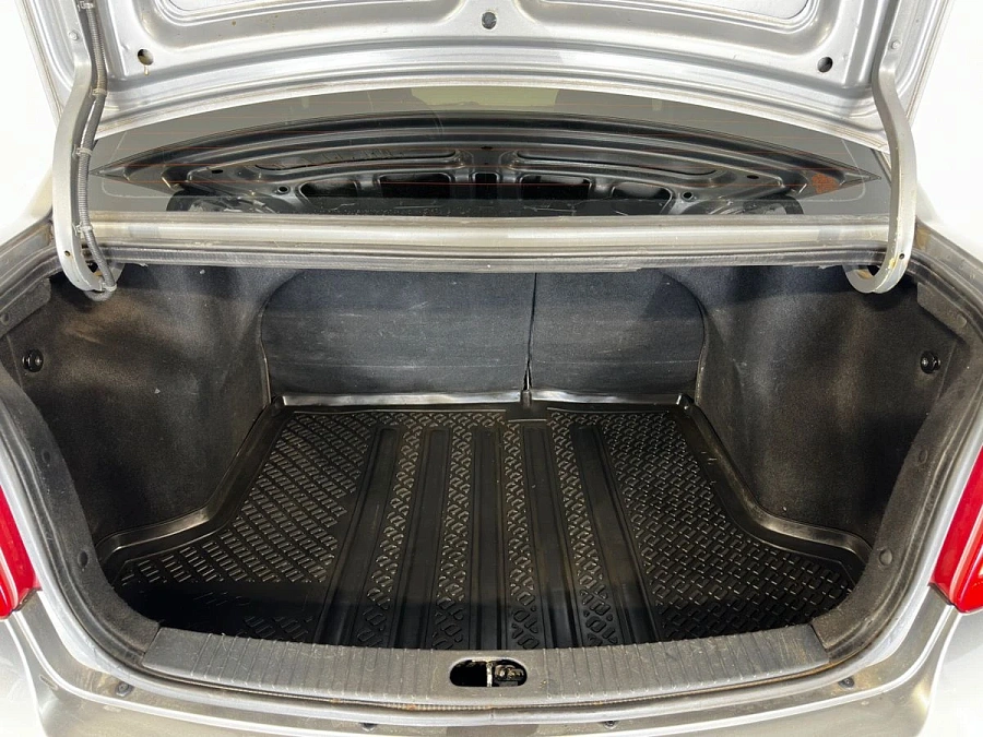 Kia Rio, 2009г., передний привод, механика