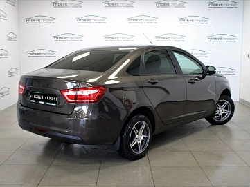 Lada (ВАЗ) Vesta, 2017г, передний привод, механика