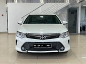 Toyota Camry, 2015г., передний привод, автомат