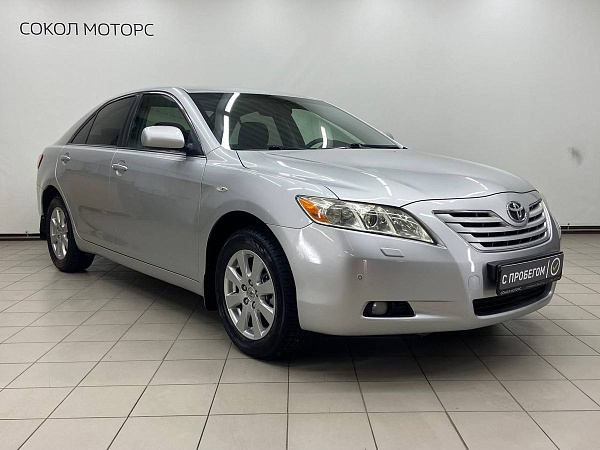 Toyota Camry, 2008г., передний привод, автомат