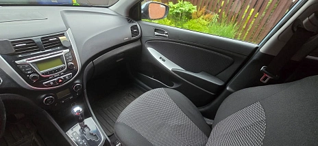 Hyundai Solaris, 2012г, передний привод, автомат