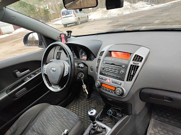 Kia Ceed, 2008г, передний привод, механика