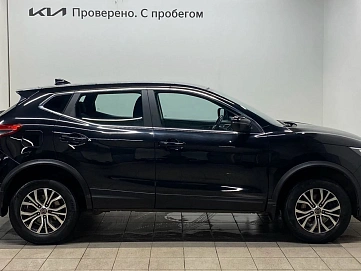 Nissan Qashqai, 2017г, передний привод, вариатор