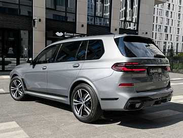 BMW X7, 2022г., полный привод, автомат