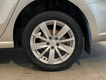 Volkswagen Polo, 2011г, передний привод, автомат