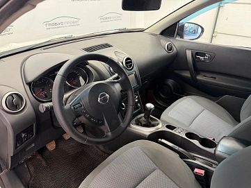 Nissan Qashqai+2, 2012г., передний привод, механика