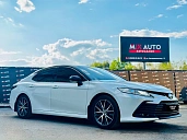 Toyota Camry, 2021г., передний привод, автомат