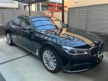 BMW 7 серии, 2017г, задний привод, автомат