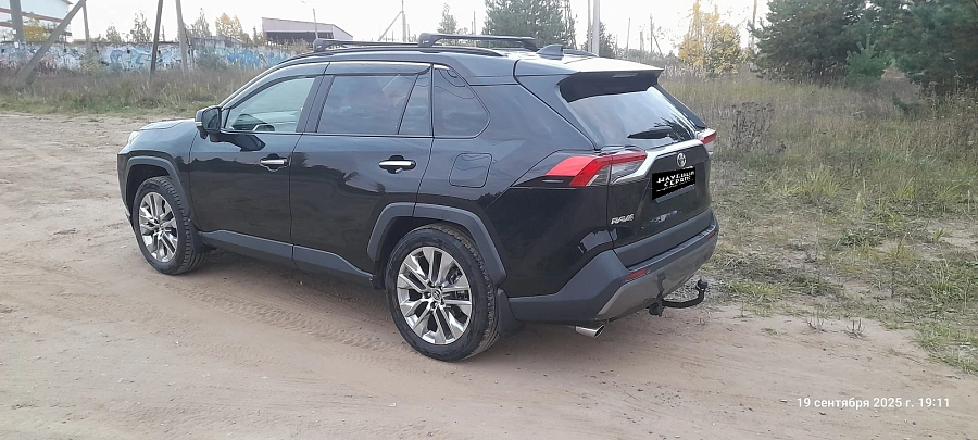 Toyota RAV4, 2019г., полный привод, вариатор
