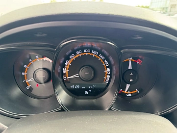 Lada (ВАЗ) Vesta, 2019г, передний привод, механика