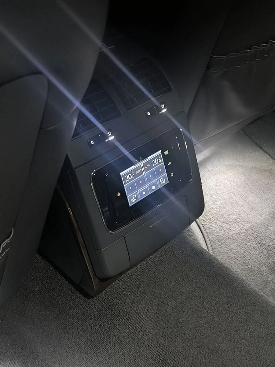 Volkswagen Phaeton, 2014г., полный привод, автомат