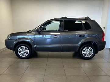 Hyundai Tucson, 2008г, передний привод, механика