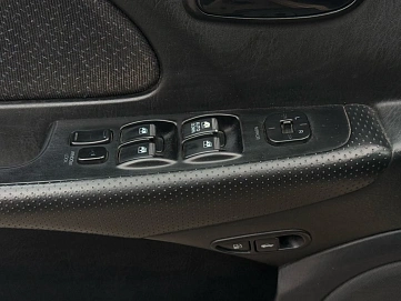 Hyundai Sonata, 2005г, передний привод, механика