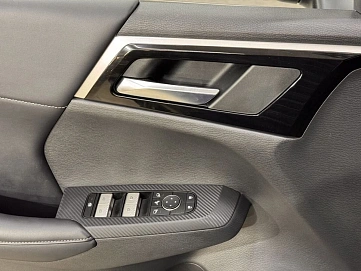 Mitsubishi Outlander, 2023г, передний привод, вариатор