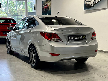 Hyundai Solaris, 2013г, передний привод, автомат