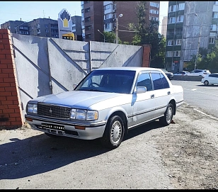 Toyota Crown, 1993г, задний привод, автомат