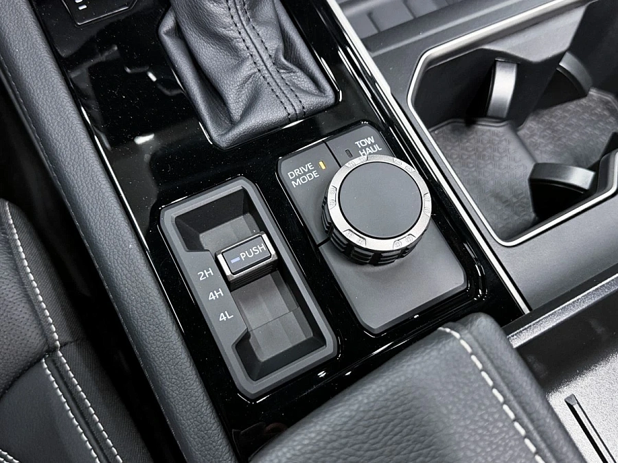 Toyota Sequoia, 2025г., полный привод, автомат