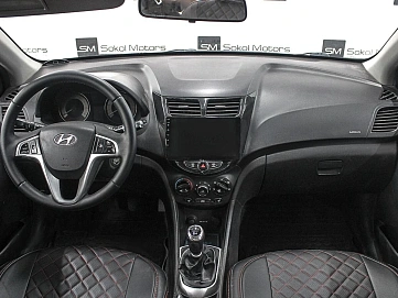Hyundai Solaris, 2011г, передний привод, механика