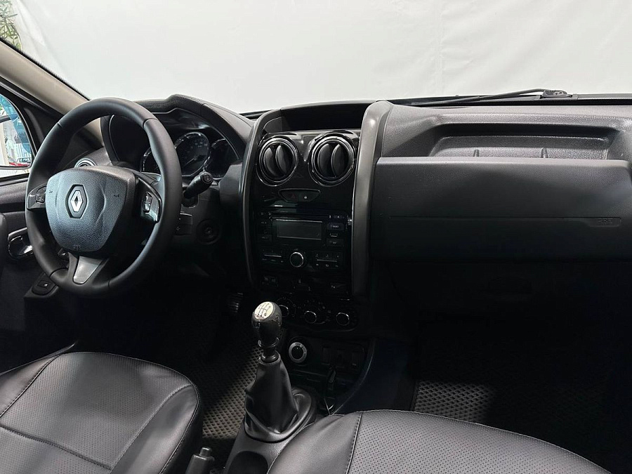 Renault Duster, 2016г., полный привод, механика