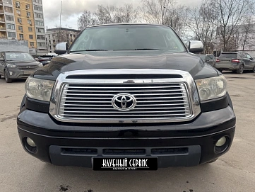 Toyota Tundra, 2008г, полный привод, автомат