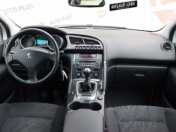 Peugeot 3008, 2012г, передний привод, механика