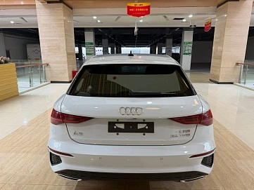 Audi A3, 2021г, передний привод, автомат