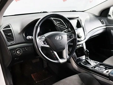 Hyundai i40, 2015г, передний привод, автомат