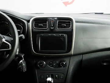 Renault , 2021г., передний привод, автомат