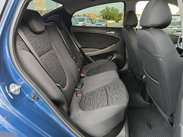 Hyundai Solaris, 2015г, передний привод, автомат