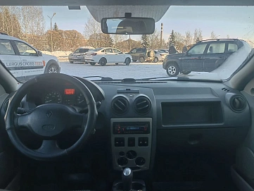 Renault Logan, 2008г, передний привод, механика