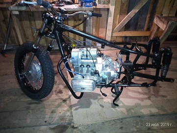 Днепр MT 10, 1981г, Кардан привод, 4 прямых и задняя