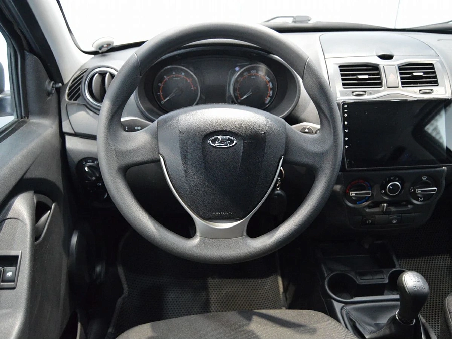 Lada (ВАЗ) Granta, 2019г., передний привод, механика