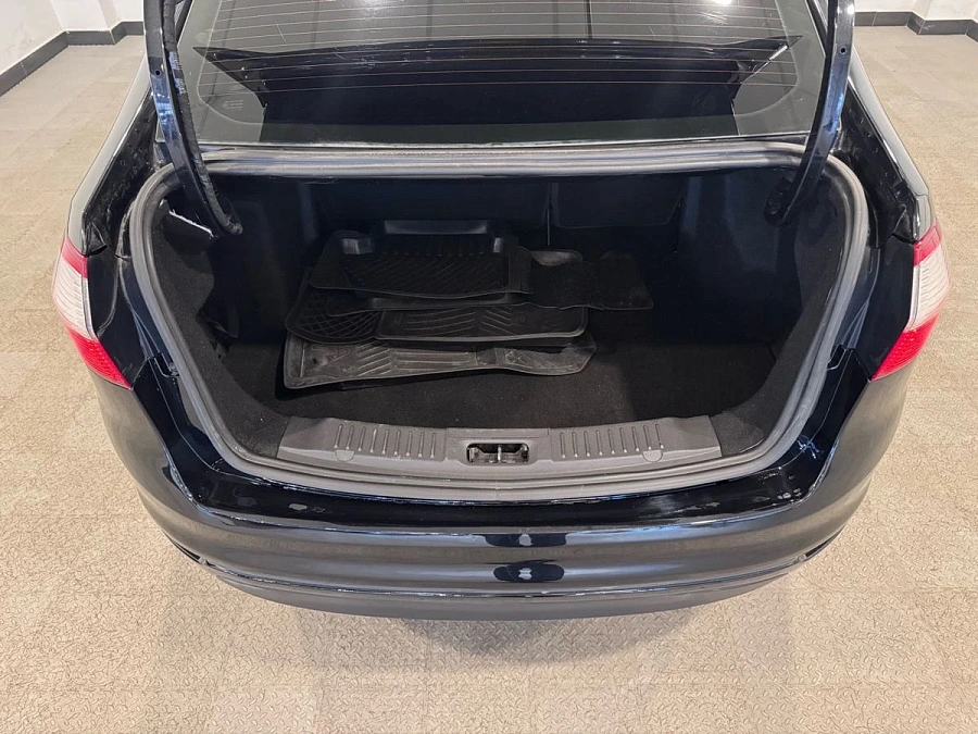 Ford Fiesta, 2015г., передний привод, автомат