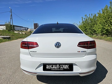 Volkswagen Passat, 2016г, передний привод, робот