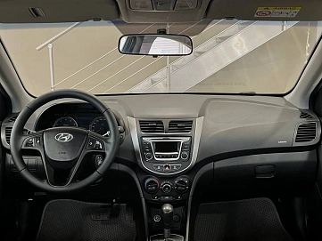 Hyundai Solaris, 2016г, передний привод, автомат