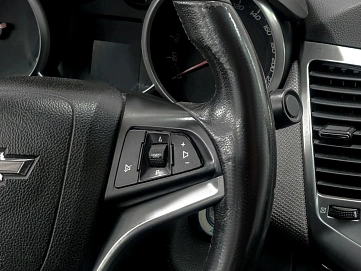 Chevrolet Cruze, 2011г., передний привод, механика