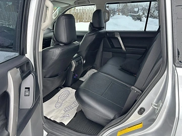 Toyota Land Cruiser Prado, 2010г, полный привод, автомат