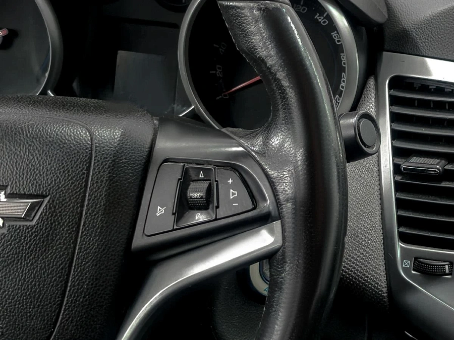 Chevrolet Cruze, 2011г., передний привод, механика