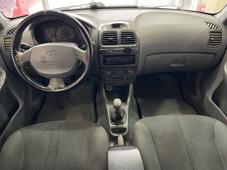 Hyundai Accent, 2007г., передний привод, механика